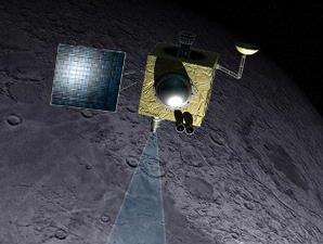 Satelit India Memburu Es di Kawah Bulan